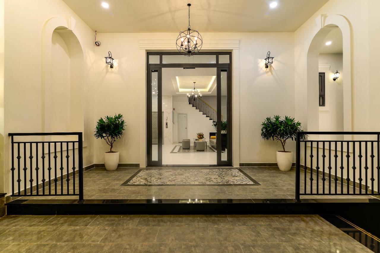 Cozrum Homes The Gallery Residence Ho Chi Minh City Bagian luar foto