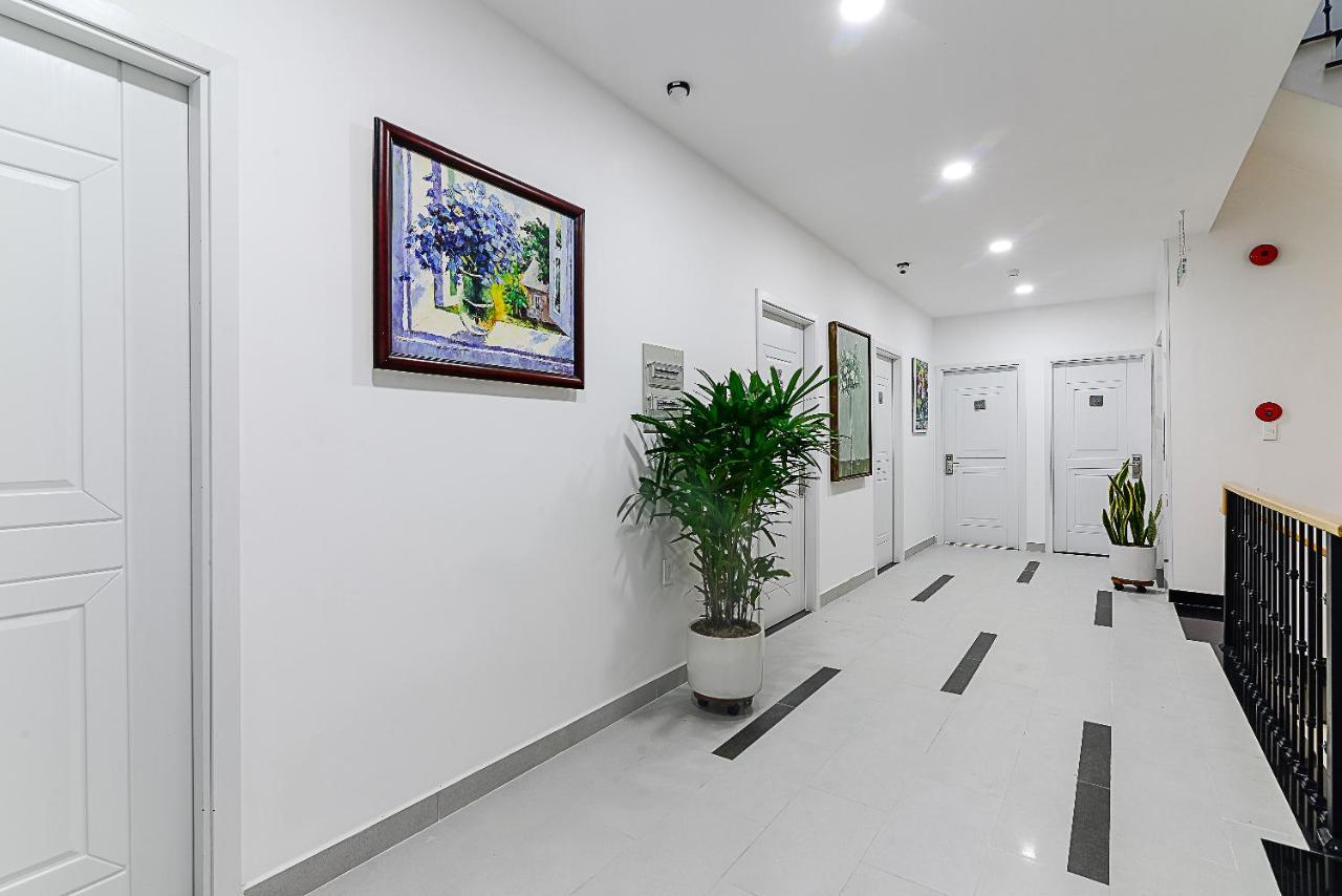 Cozrum Homes The Gallery Residence Ho Chi Minh City Bagian luar foto
