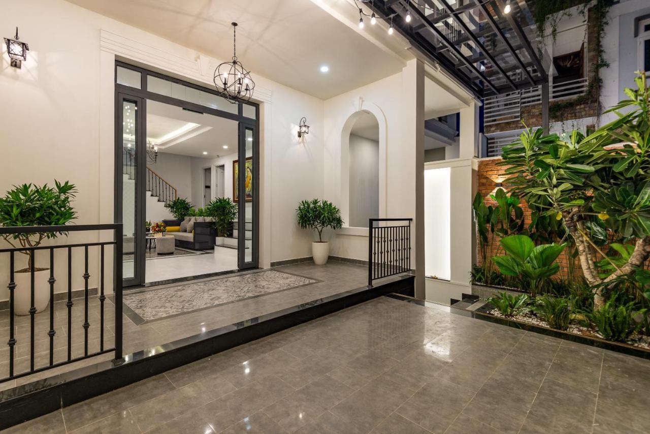 Cozrum Homes The Gallery Residence Ho Chi Minh City Bagian luar foto