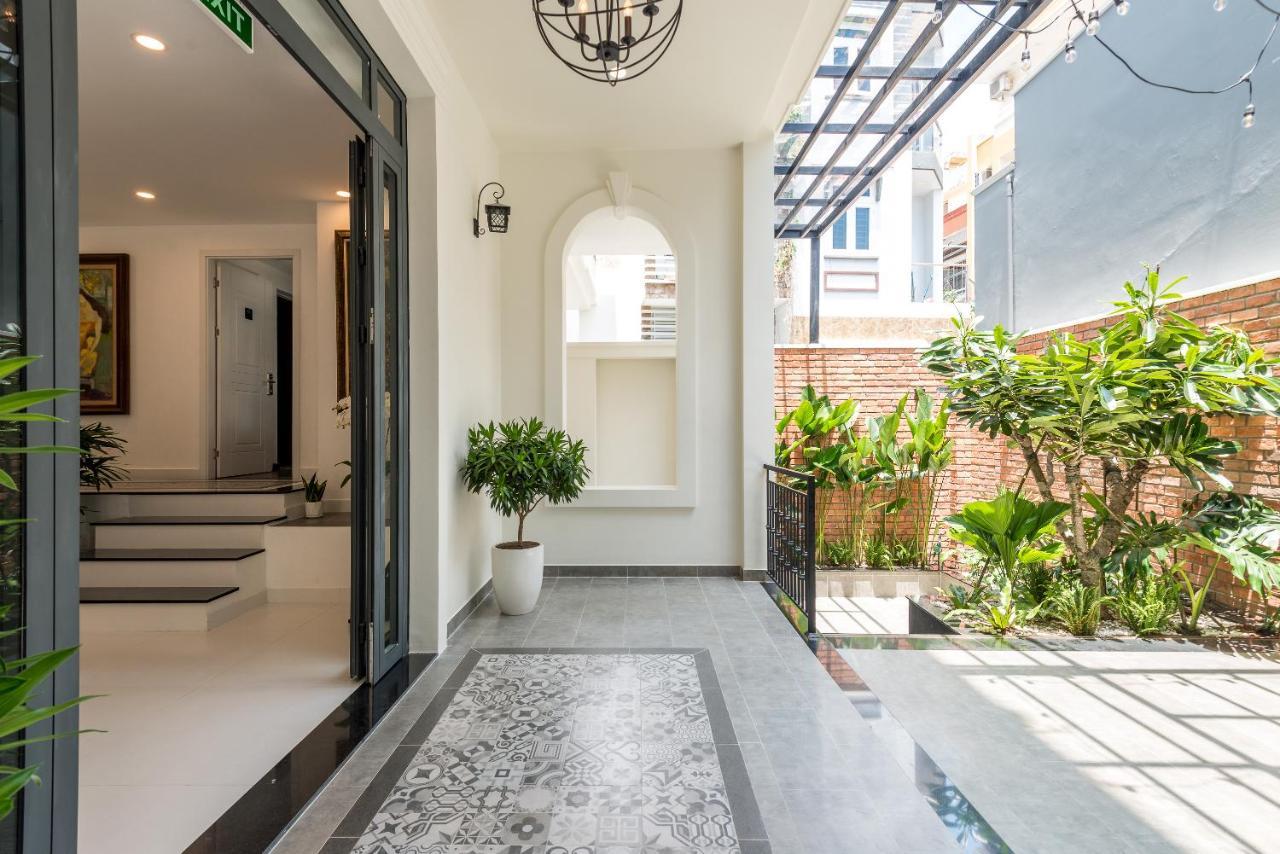 Cozrum Homes The Gallery Residence Ho Chi Minh City Bagian luar foto