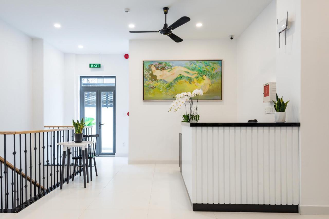 Cozrum Homes The Gallery Residence Ho Chi Minh City Bagian luar foto